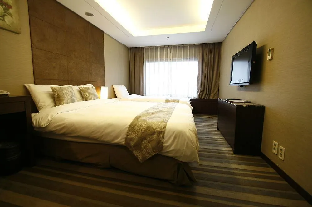 Hotel Together Yeouido Seoul 3*,